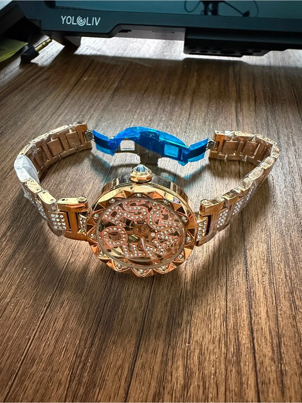 Rose Gold Crystal Women’s Fashion Watch